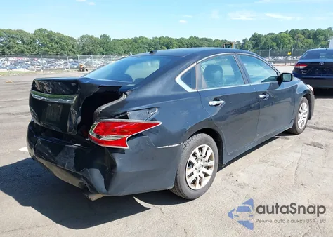 2015 Nissan Altima 2.5/2.5 S/2.5 Sl/2.5 Sv из США, поврежденный, VIN 1N4AL3AP8FC172072
